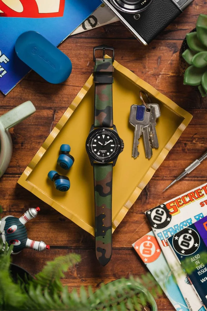 Hirsch JOHN Natural Rubber Performance Watch Strap in GREEN CAMOUFLAGE - Image 6