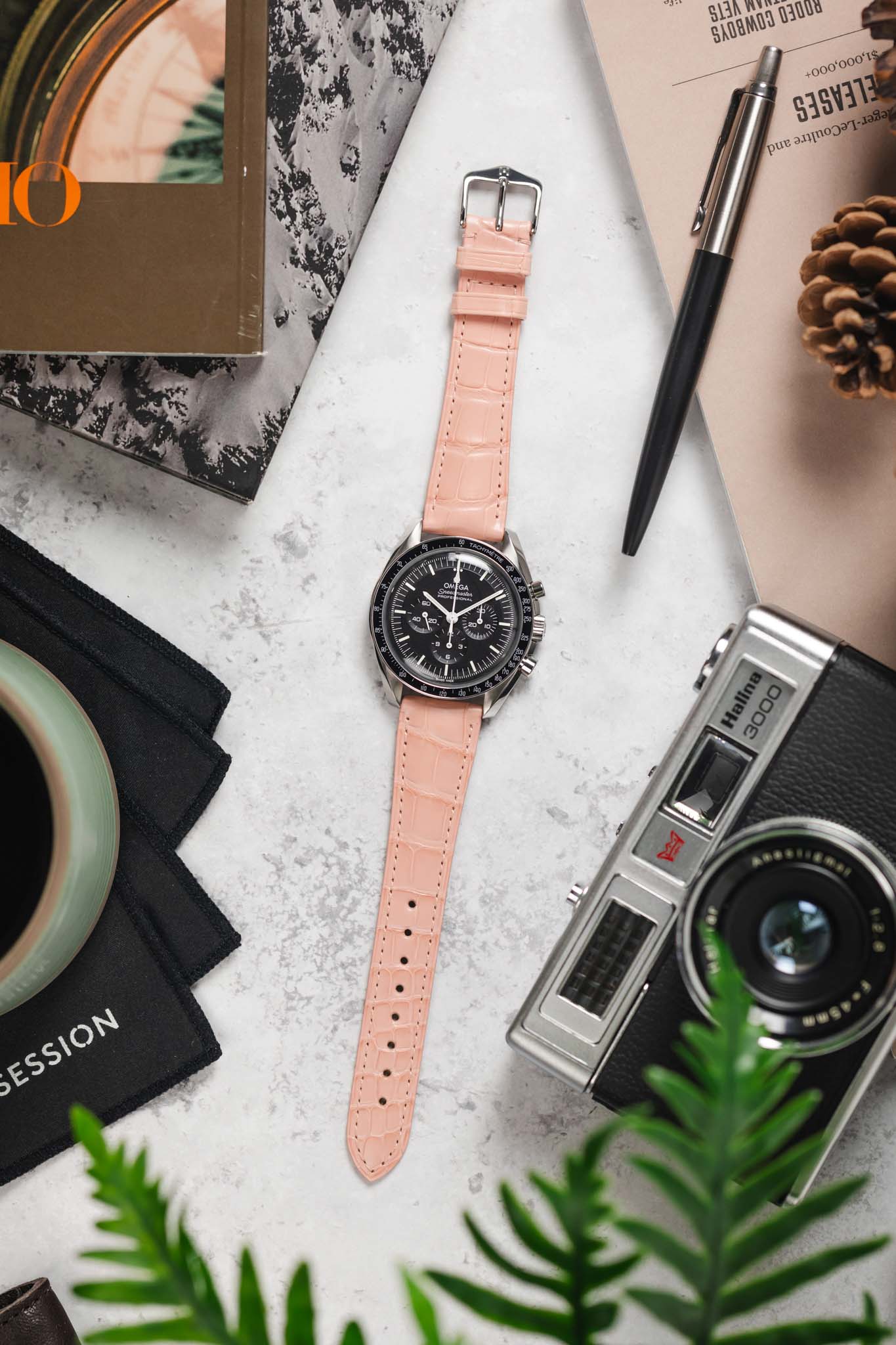 Hirsch LONDON Matt Alligator Leather Watch Strap in ROSA - Image 11