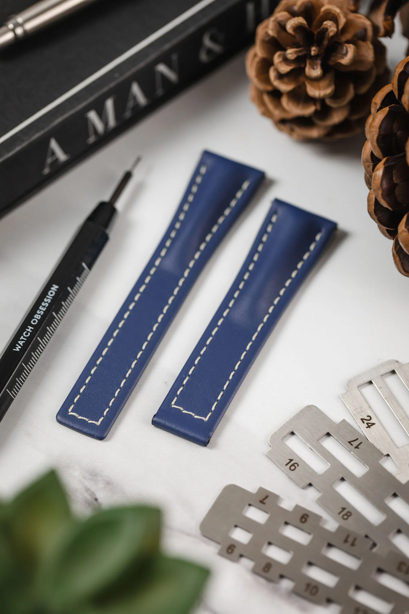 Hirsch NAVIGATOR Calfskin Leather Deployment Watch Strap in BLUE - Image 2