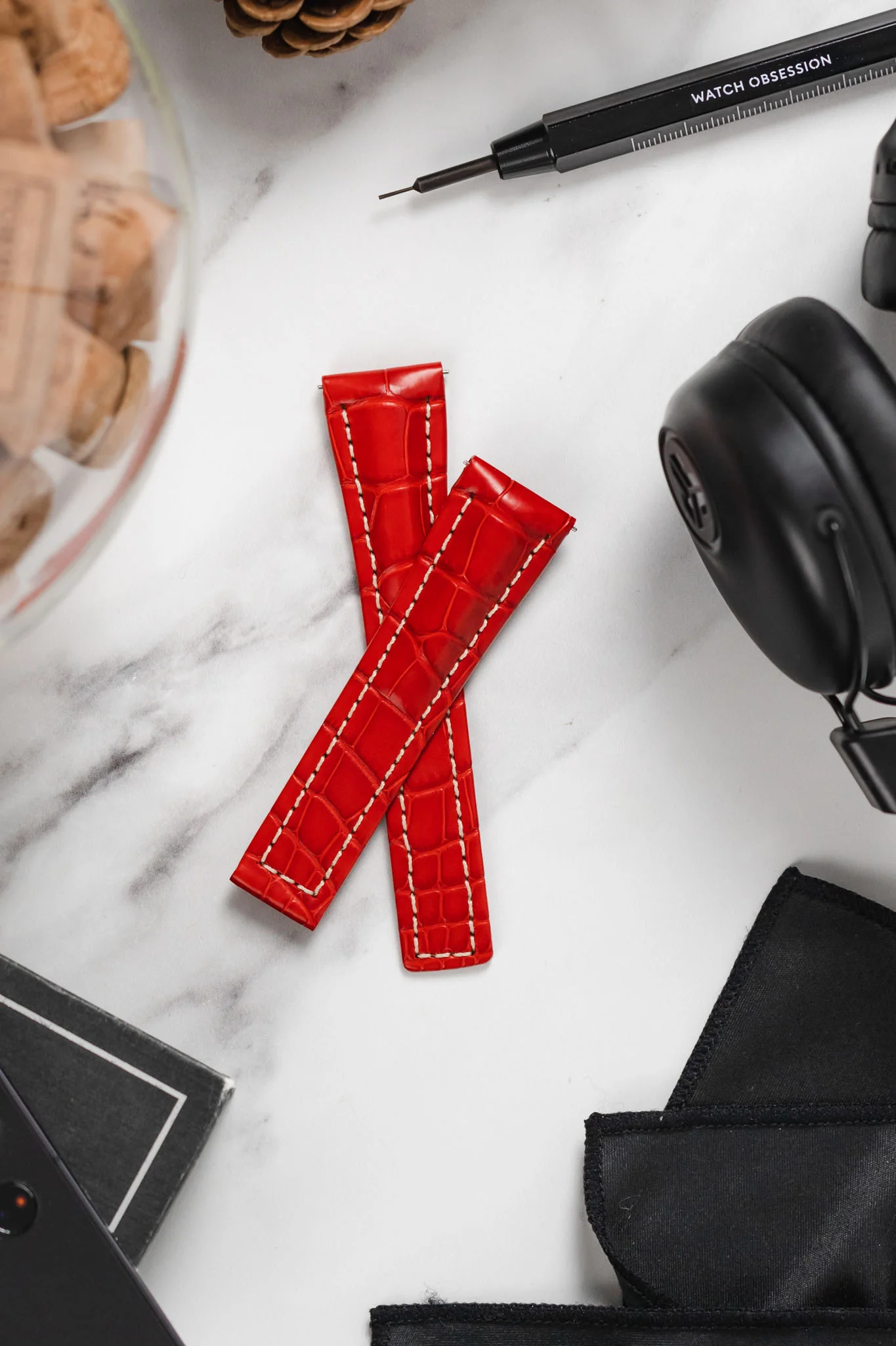 Hirsch NAVIGATOR Alligator Deployment Watch Strap in RED - Image 4