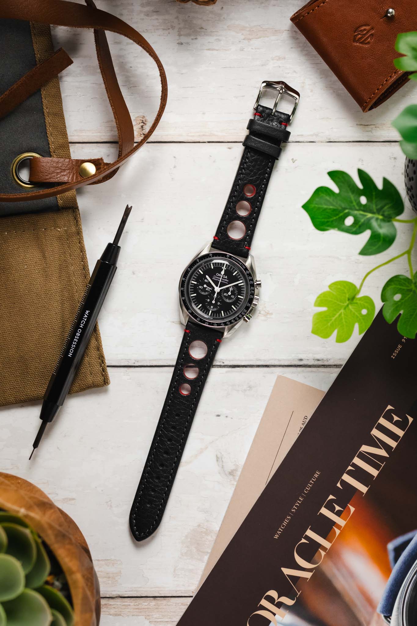 Hirsch RALLY Natural Leather Racing Watch Strap in BLACK / RED - Image 6