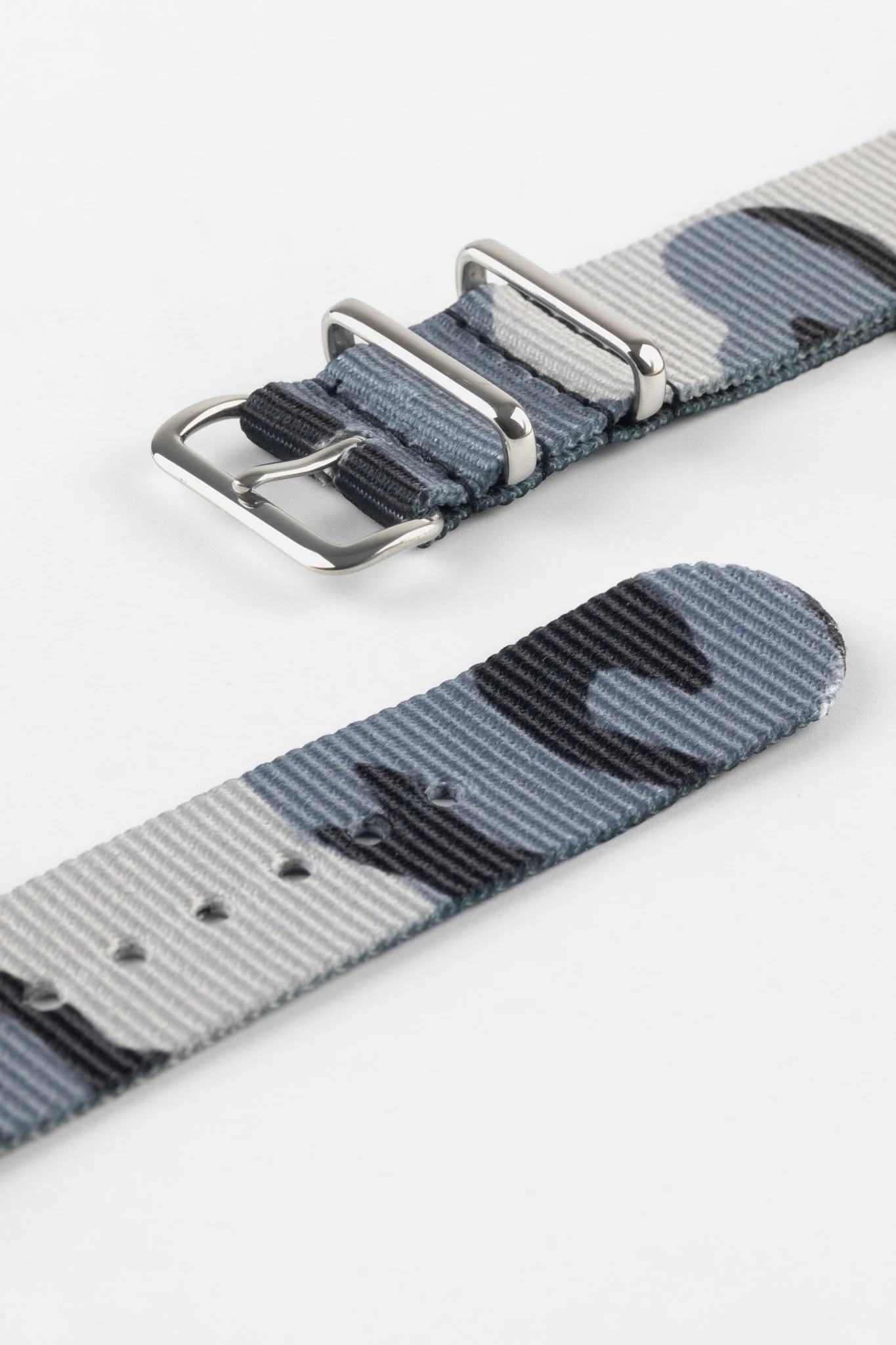 Hirsch RUSH Nylon One-Piece Watch Strap in GREY CAMOUFLAGE - Image 3