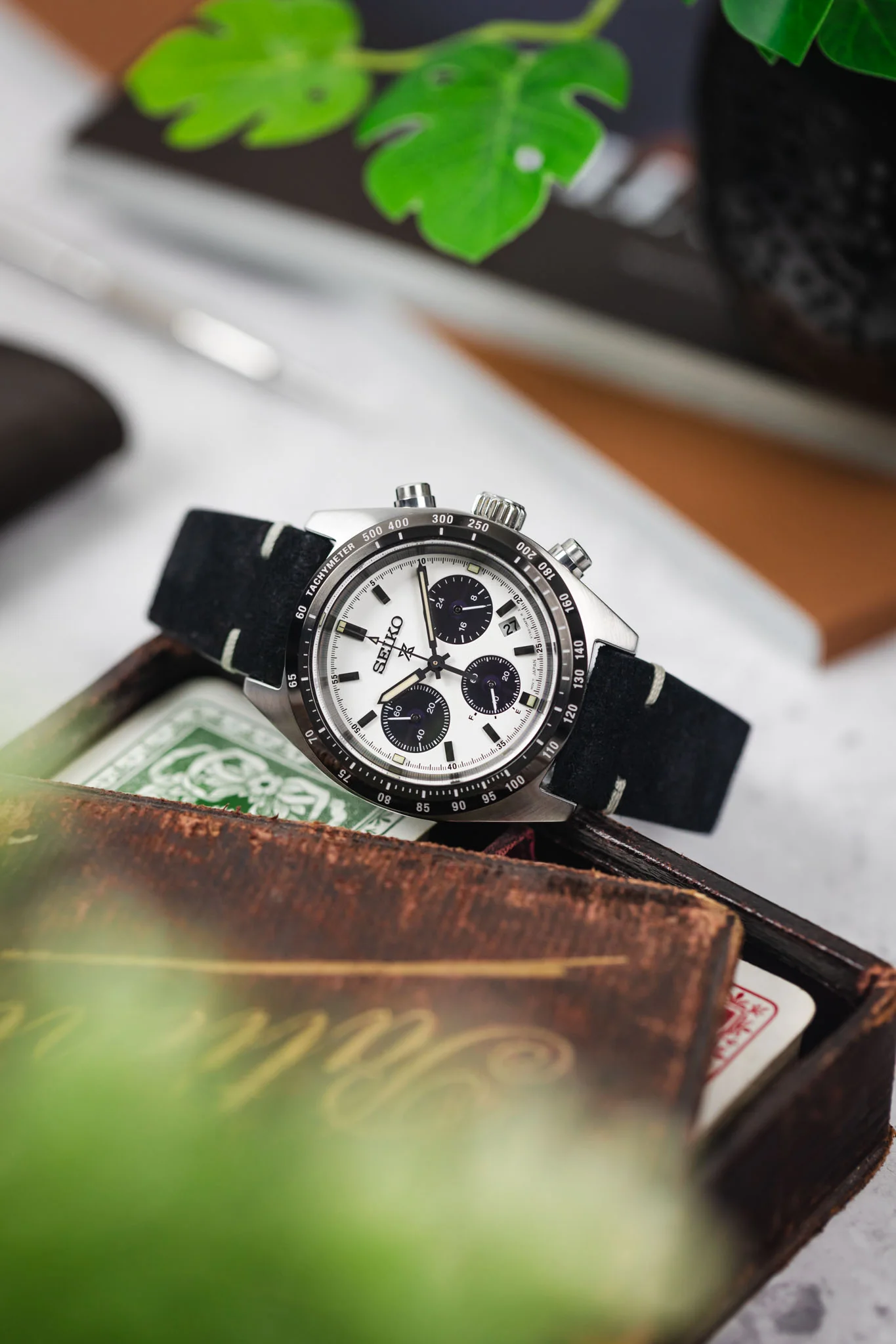 Hirsch SERRO Suede Watch Strap in Black - Image 4