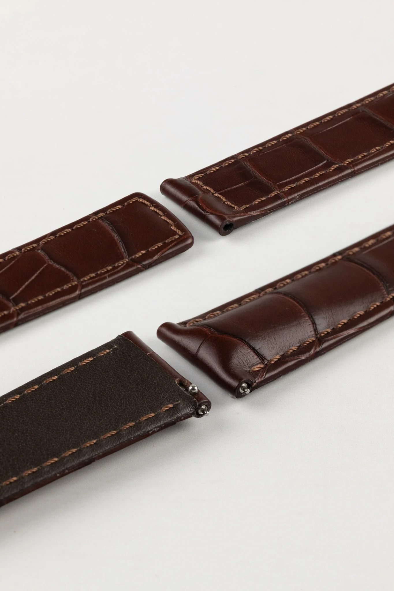 Hirsch SPEED Alligator Deployment Watch Strap in BROWN - Image 5