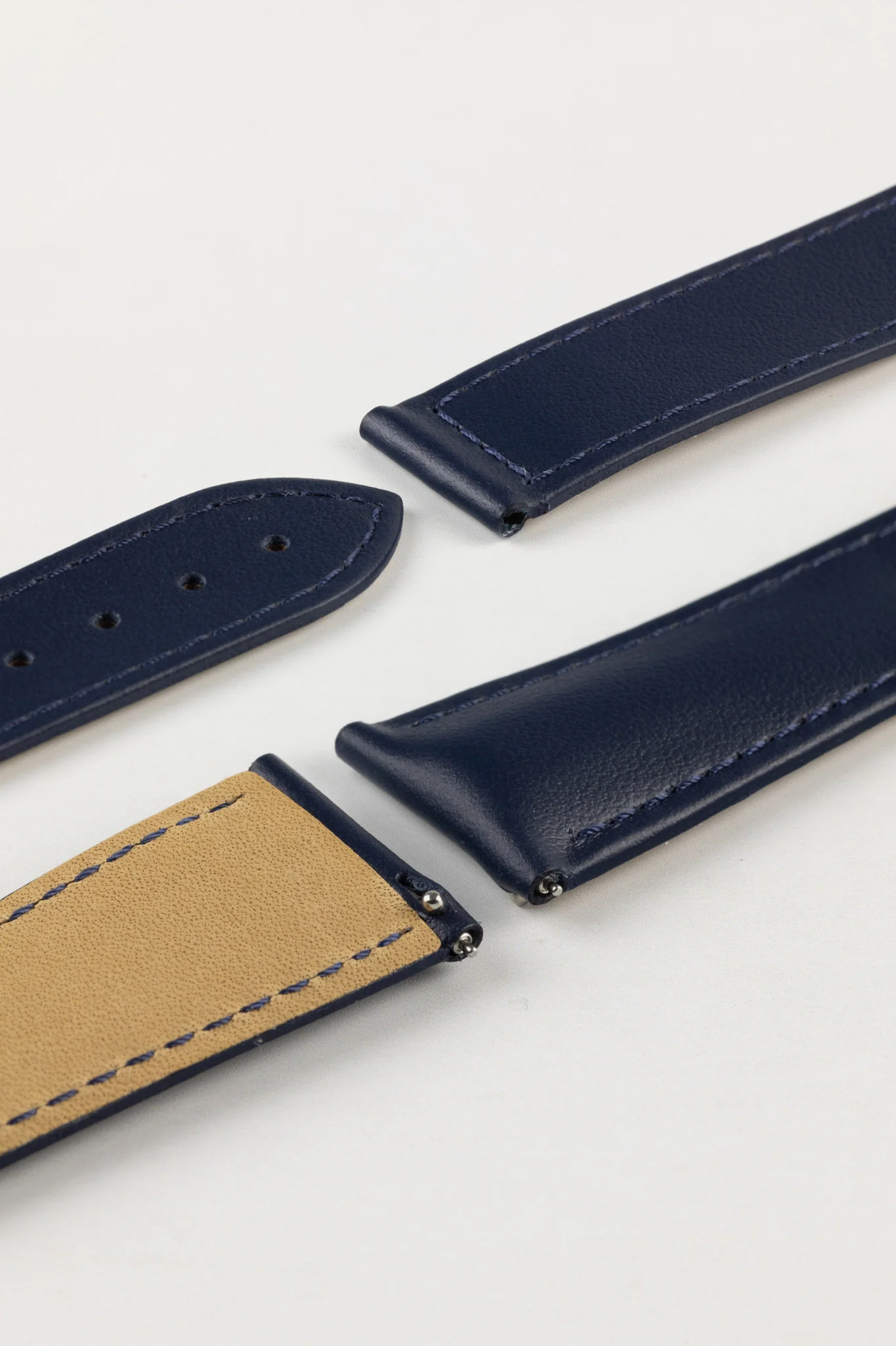 Hirsch VOYAGER Calfskin Leather Deployment Watch Strap in BLUE/BLUE - Image 5