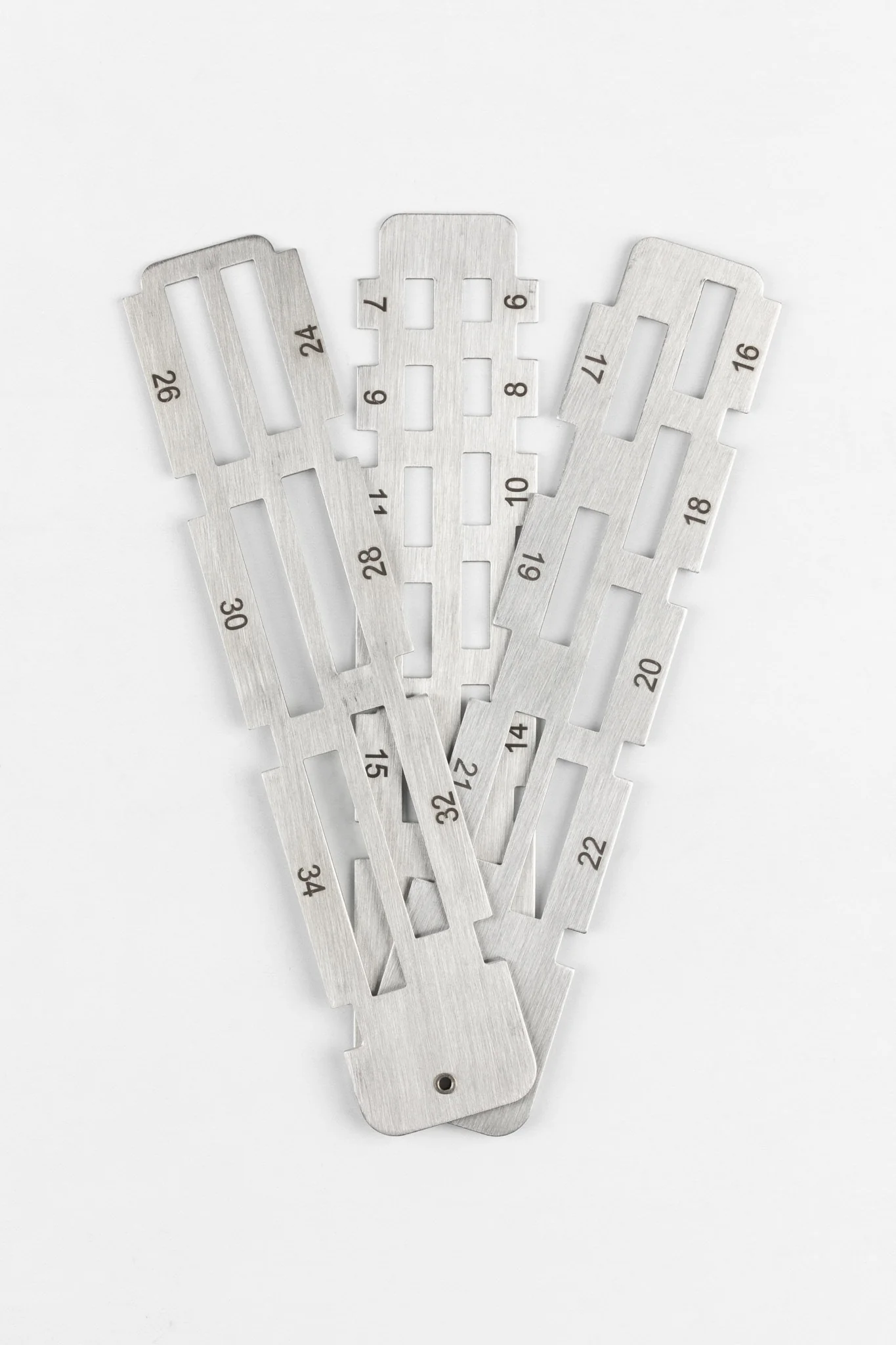 Hirsch Watch Strap and Lug End Ruler - Image 5